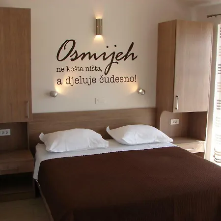 Apartment App Lux F Makarska