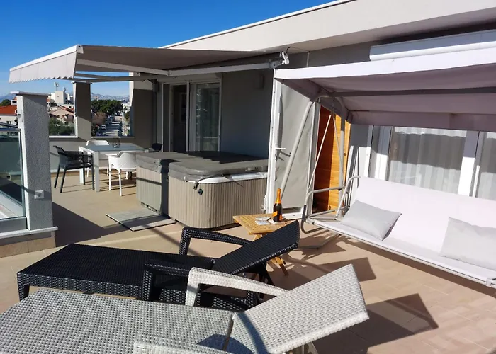 דירה App Lux F *