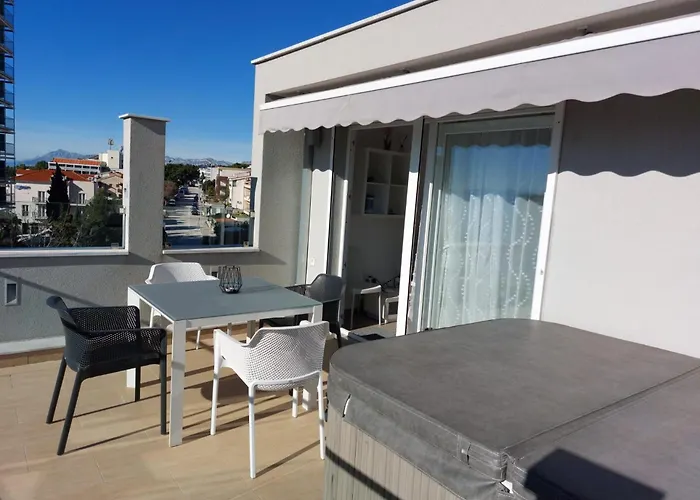 דירה App Lux F *